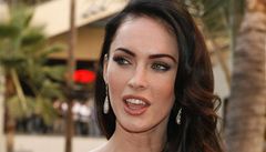 Americk hereka Megan Fox propaguje spodn prdlo Armani